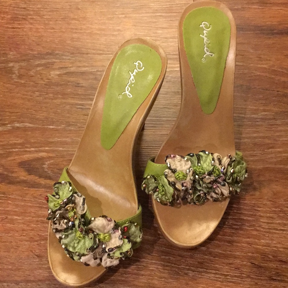 QUPID HEALS! Size 6